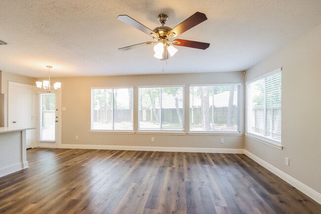 Photo - 21928 New Forest