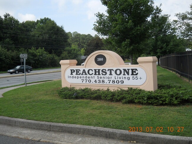 Photo - Peachstone Senior 55+ Living Apartamentos