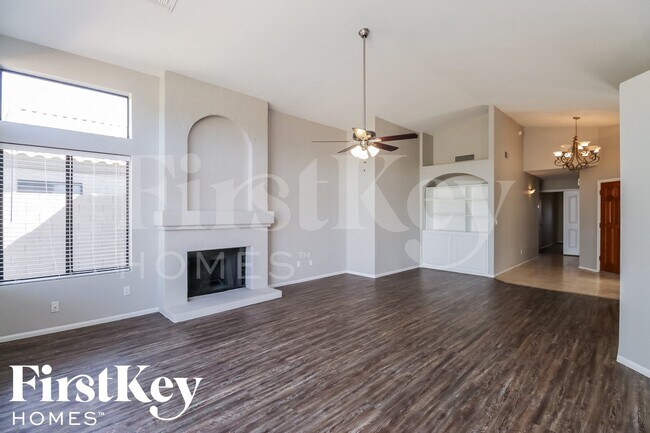 Photo - 306 E Vaughn Ave