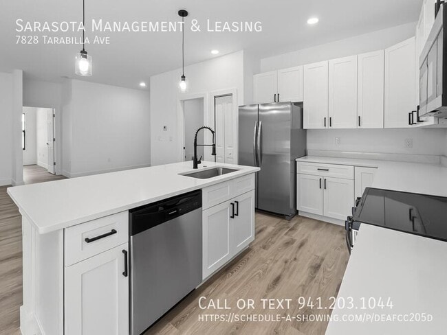 Photo - 7828 Tarabilla Ave