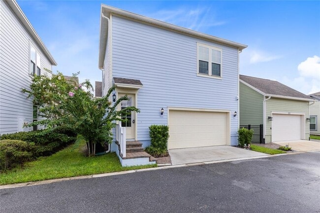 Building Photo - 13825 Lippman Alley Unit B