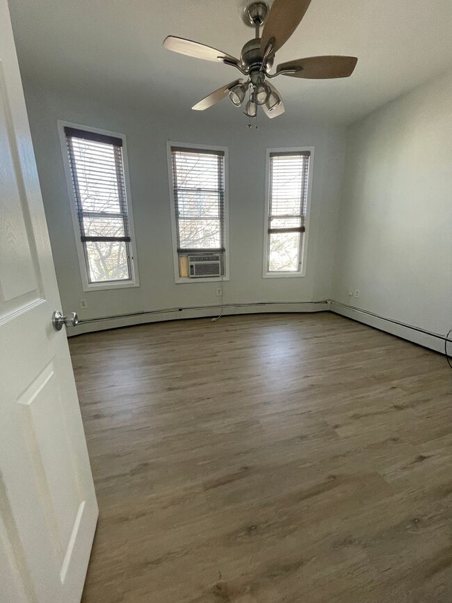 Photo - 102 Evergreen St Unit 2F