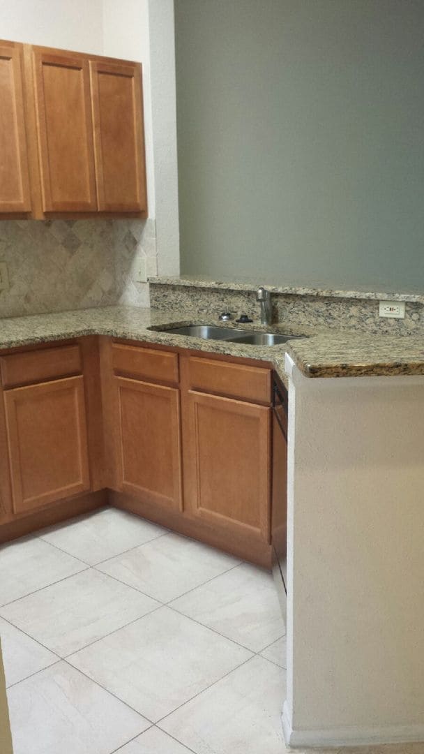 Photo - Large 2 bedroom 2 bath condominium with 1 car garage in Dr Philips