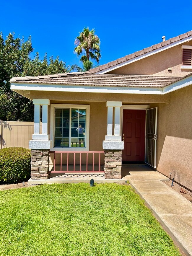 Front Entrance - 30277 Twain Dr