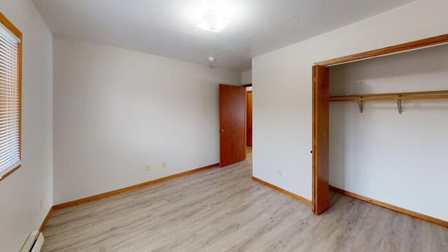 Photo - 1943 E Capitol Ave Unidad 2