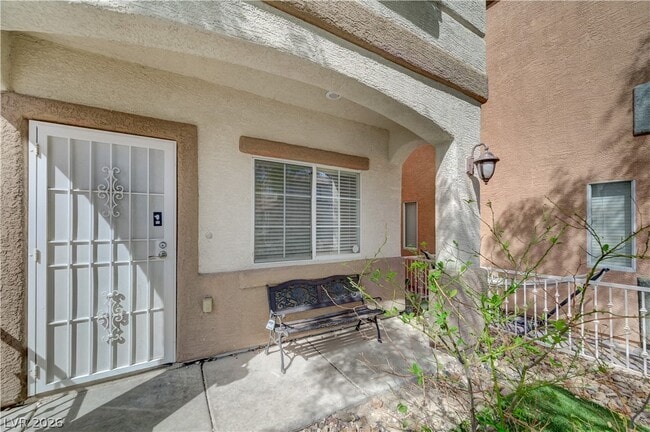 Photo - 9934 Star Lake Ave