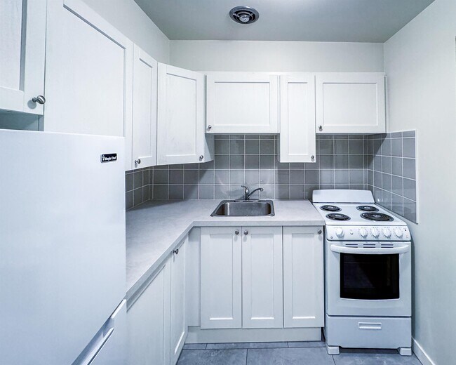 Photo - 1925 Nelson St Unit 104