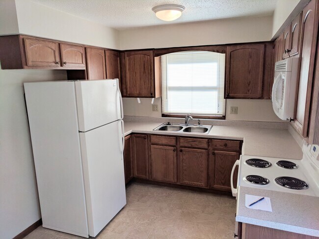 Photo - 3624 E Ave NW