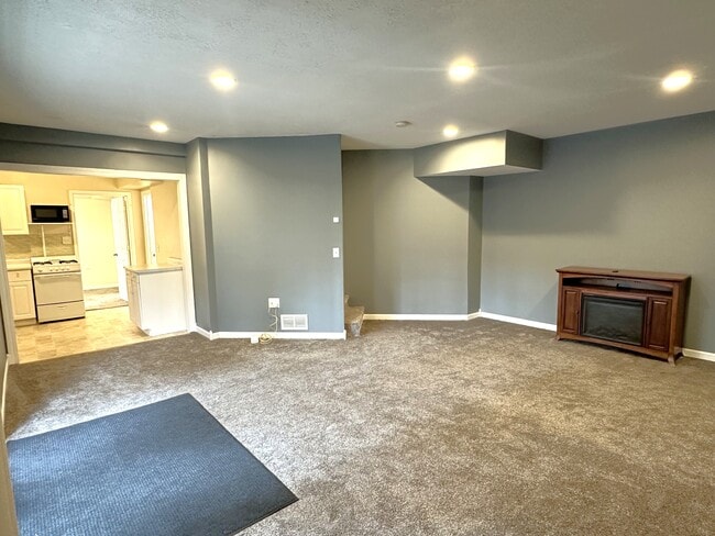 Photo - 15493 Yellow Pine St NW Unit 1