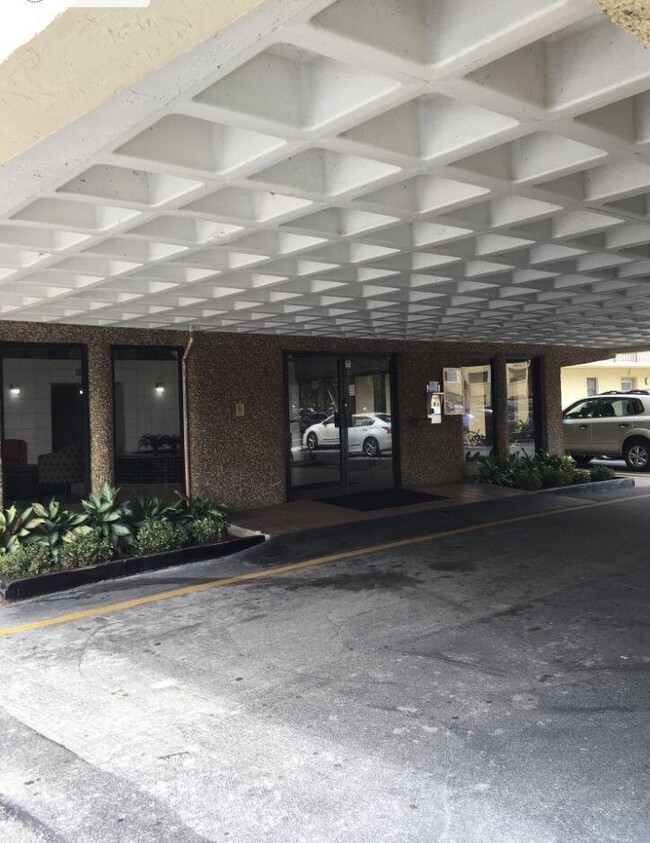 Photo - 9355 SW 8th St Condo Unit 305