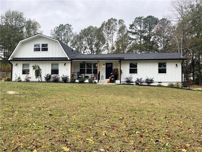 Photo - 862 W Sandtown Rd SW