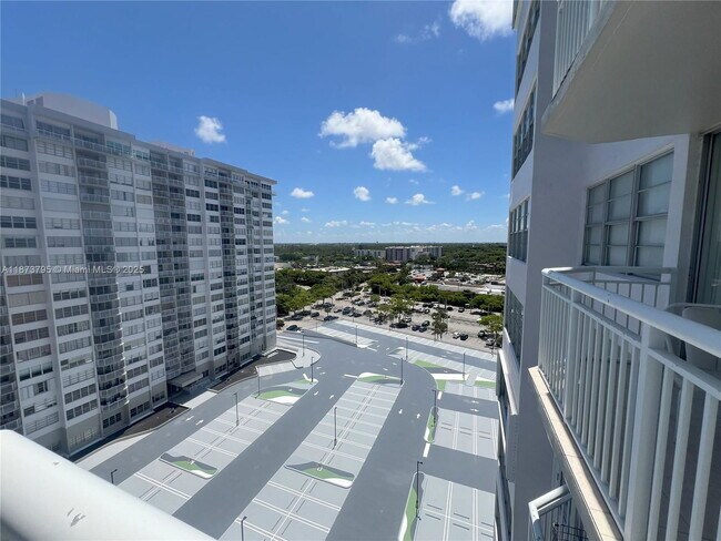 Photo - 18051 Biscayne Blvd Unit 1403