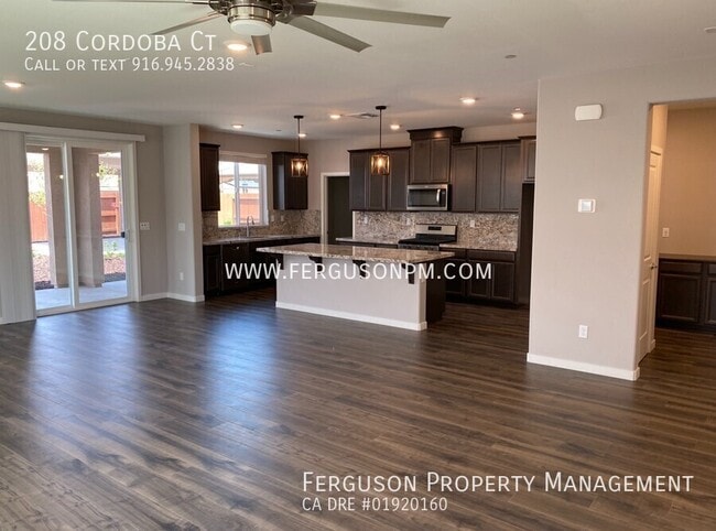 Photo - 208 Cordoba Ct