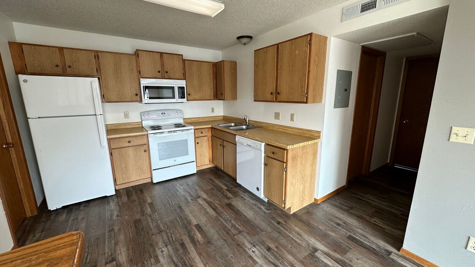 Photo - Pebble Creek Apartments - 5405