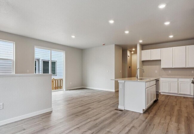 Photo - Alder Creek Duplex - 3bd 2.5ba 2,705sq.ft. Built in 2025