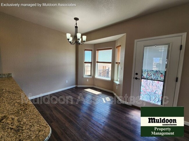 Photo - 326 N Longmont Dr