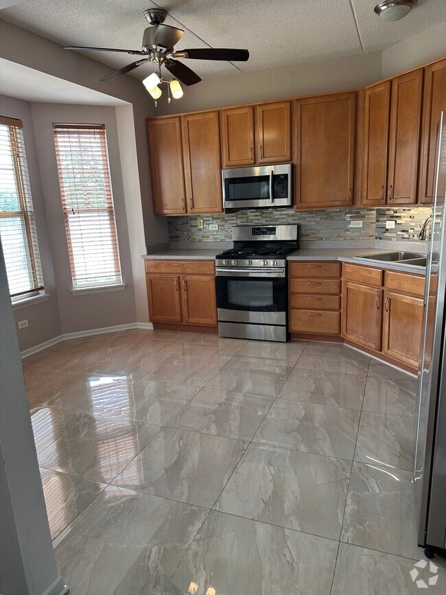 Building Photo - 720 Prestwick Ln Unit #720 Rental