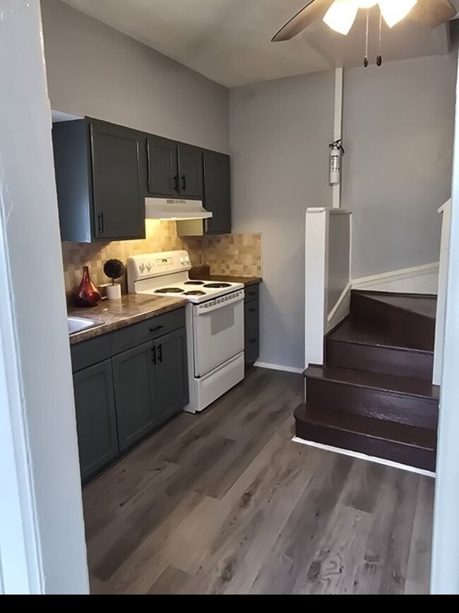 Photo - 4900 N 8th St Unit APT C