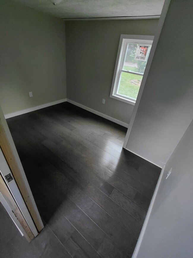 Photo - 223 Stinson Dr