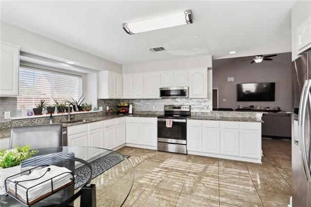 Photo - 115 Savanna Dr