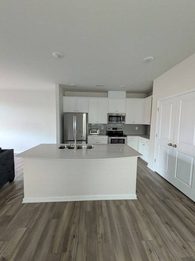 Photo - 266 E Compass Wy