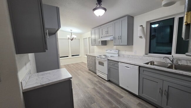 Photo - Newly remodeled home in Summerville