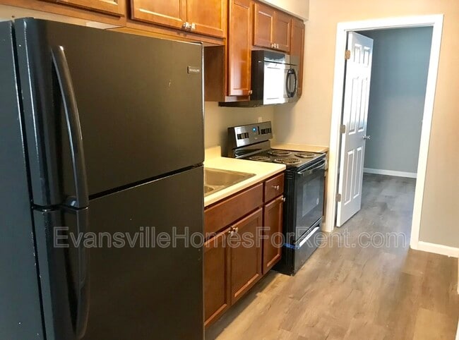 Photo - 1323 E Olive St