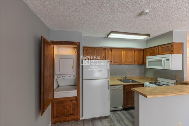 Photo - 1 Bedroom 1 Bath Unit Available for Rent i...