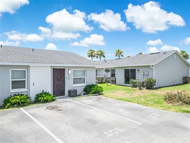 Photo - 106 Lake Villa Way