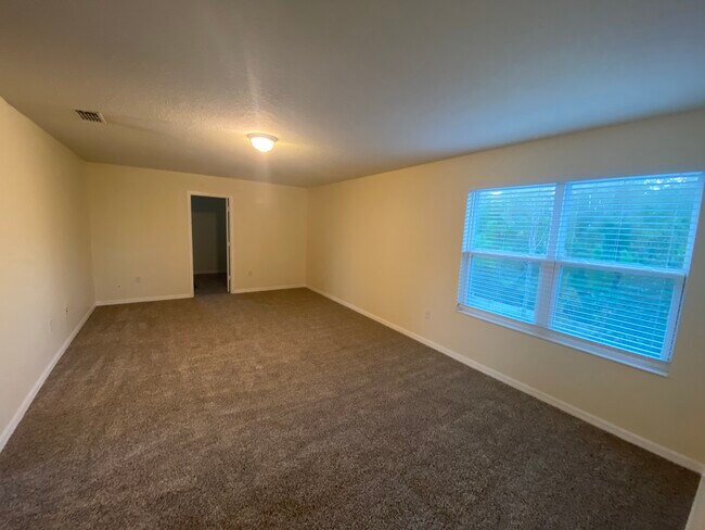 Photo - 2330 Avellino Ave