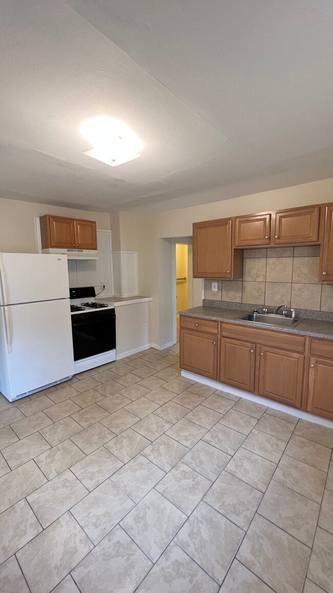 Photo - 161 S Main St Unit 3W