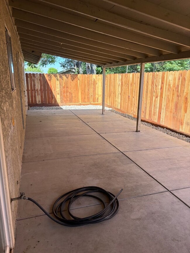Photo - 4 bedroom 2 bath home in Livingston Ca