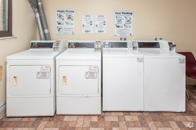 Lavandería - Howe Ave Apartments