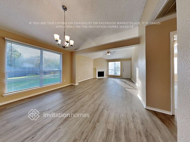 Photo - 10648 Shadywood Dr