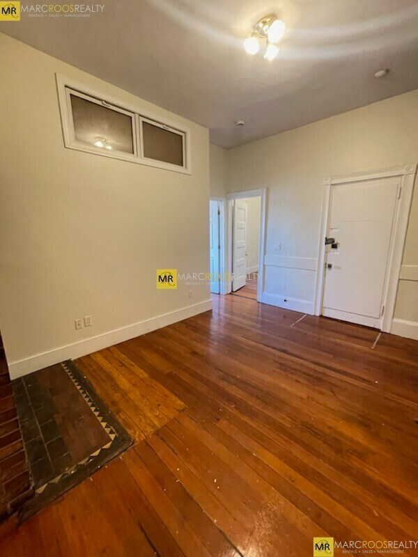 Photo - 43 Bay State Rd