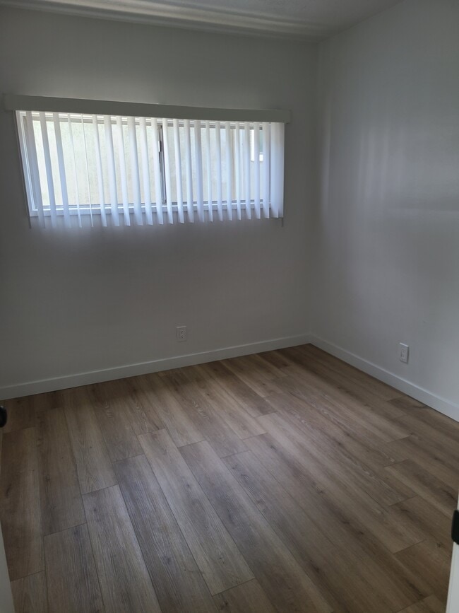 Photo - 2026 Hermosa Ave