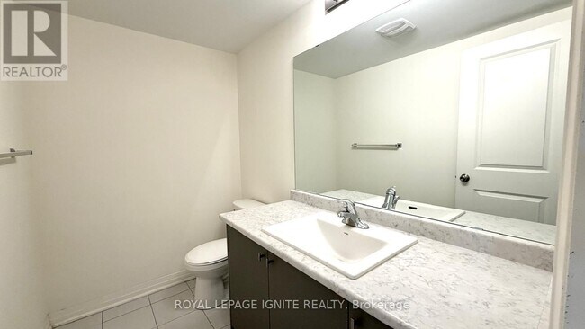 Photo - 1555 Green Rd