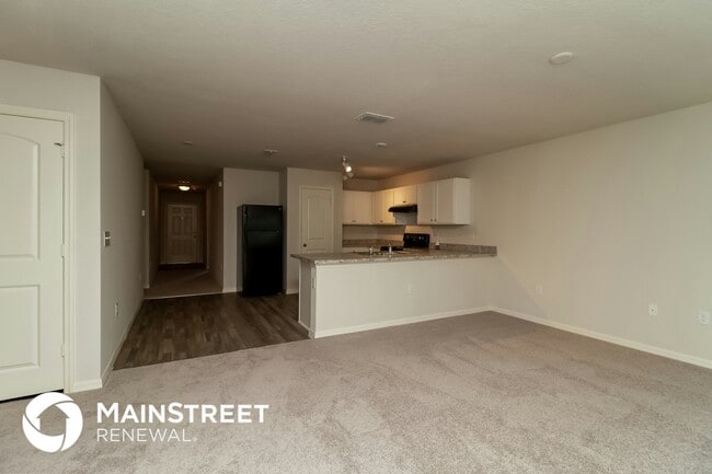 Photo - 260 Hyacinth Ct