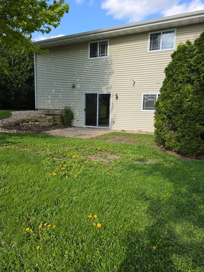 Photo - 1008 Georgene St Unit 1008