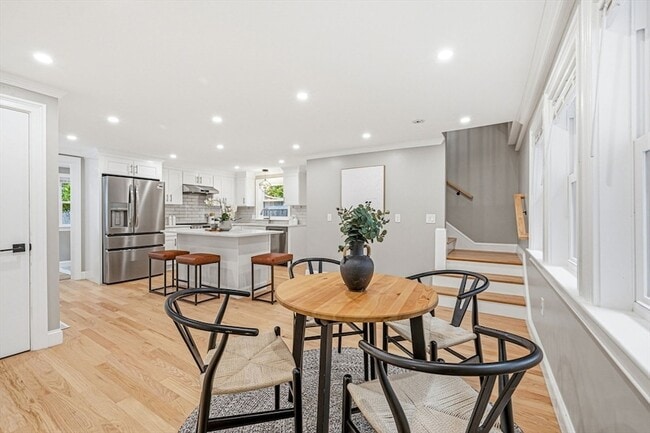 Photo - 63 Russell Rd