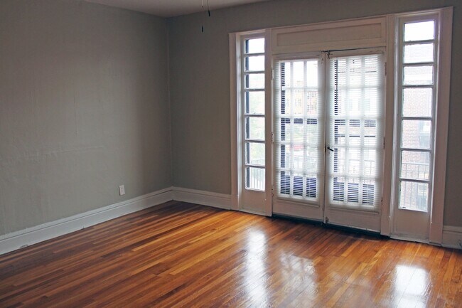 Photo - Southwood Apartments - County