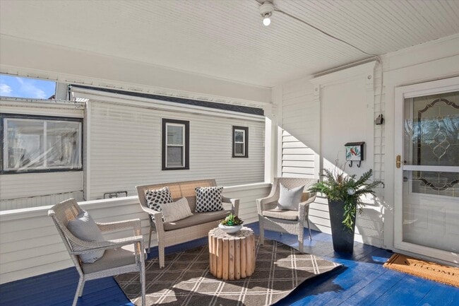 Photo - 138 Carroll St