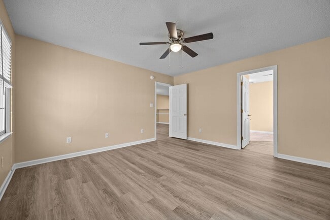 Photo - Charming Duplex in Dunn