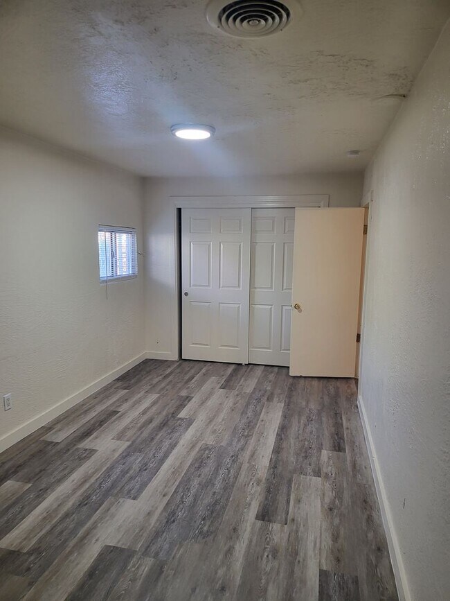 Photo - 721 Santa Fe Ave SW Unit Back