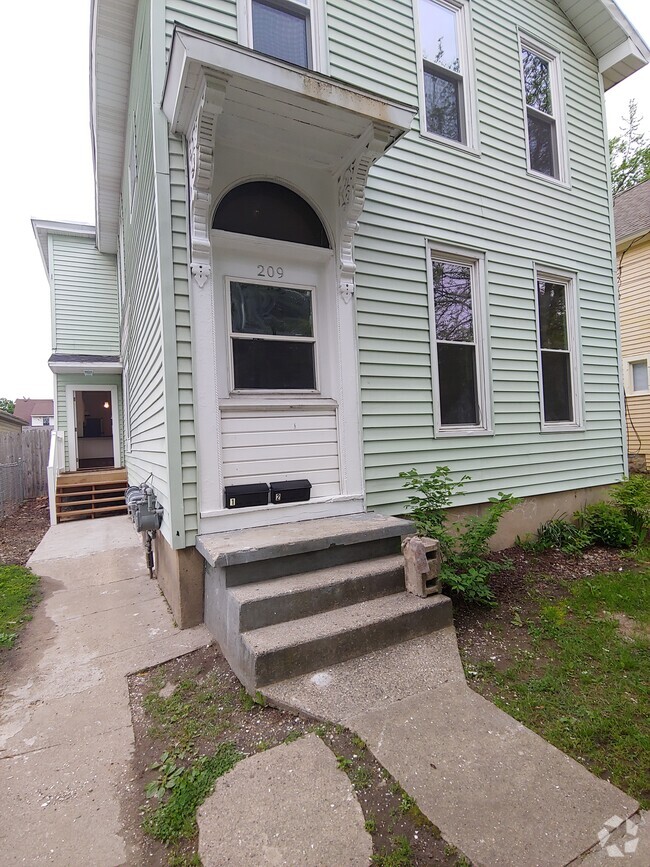 Building Photo - 209 National Ave NW Unit 1 Rental