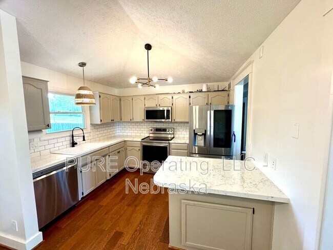 Photo - 8108 S 152nd Ave