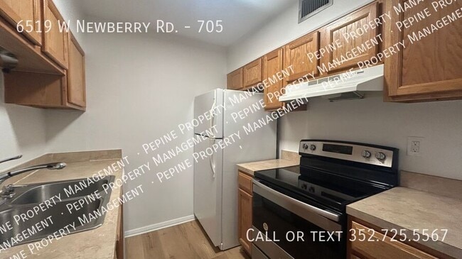 Photo - 6519 W Newberry Rd