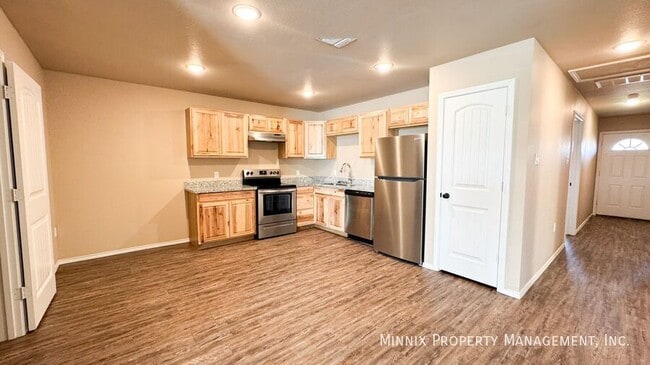 Photo - 2520 N Ave O