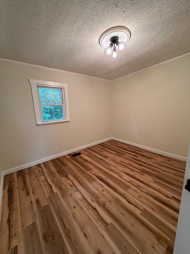 Photo - 6555 Crossville Hwy