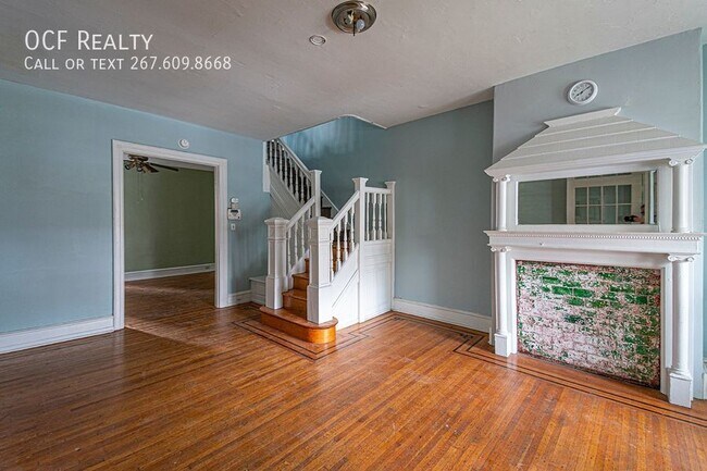 Four Bedroom in West Philly - Four Bedroom in West Philly House